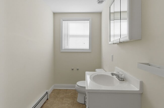 Building Photo - 45R South