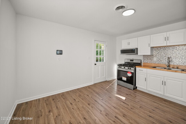Building Photo - 2830 Celina Dr