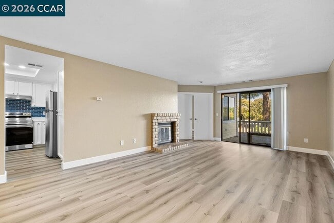 Building Photo - 109 Devonwood