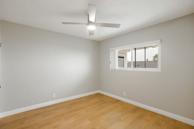 Building Photo - 740 W 27th St