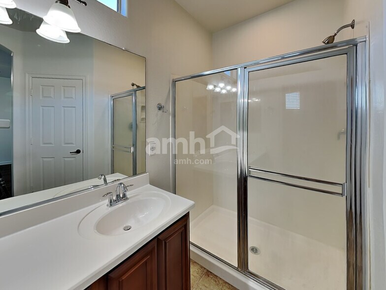 Building Photo - 19133 E Seagull Dr