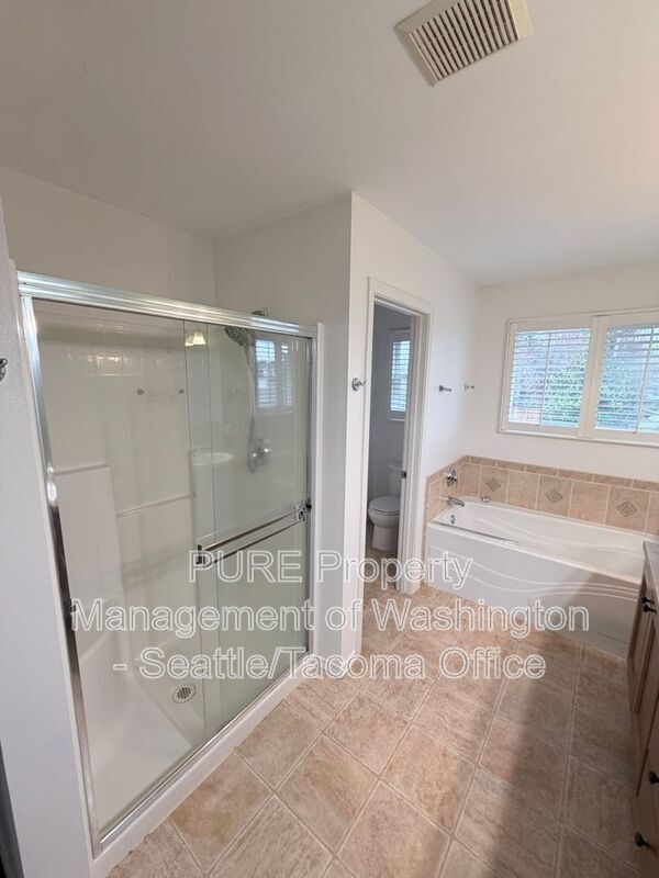 Building Photo - 1725 SW 346th Pl