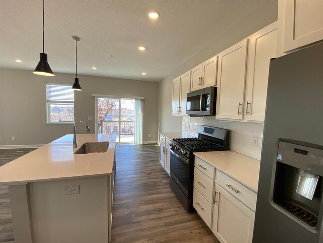 Building Photo - 206 Jean Avenue