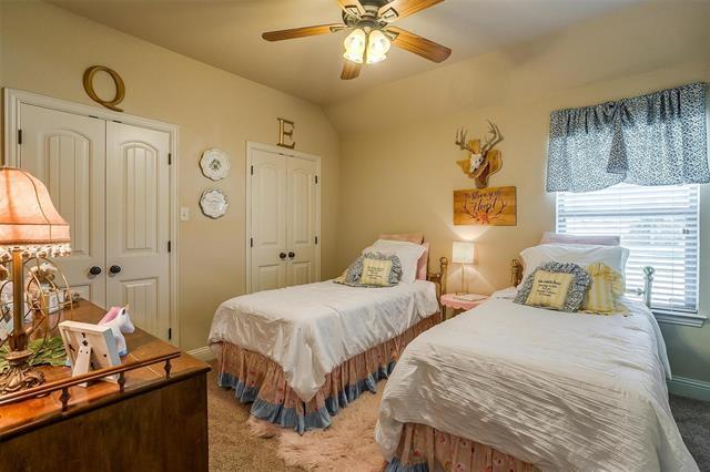 Building Photo - 189 Camouflage Cir