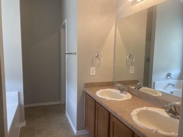 Building Photo - 1706 Twin Hills Way