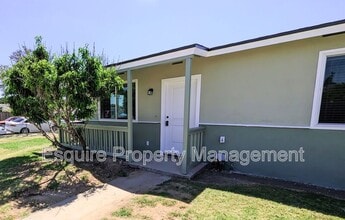 Building Photo - 69 Raemere St