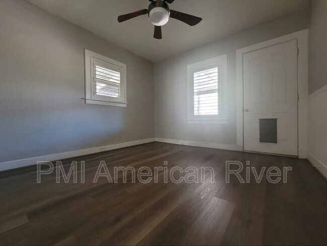 Building Photo - 2643 43rd St