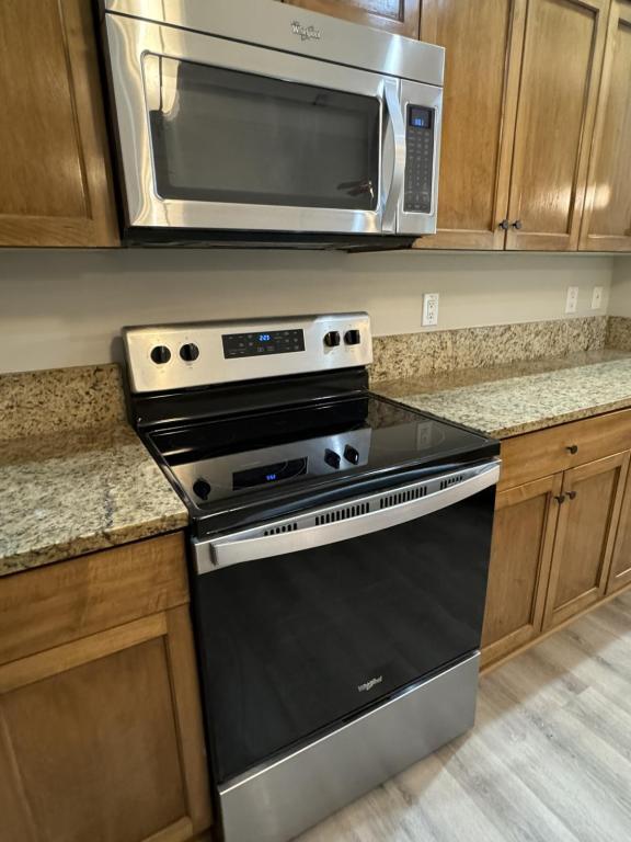 Building Photo - 222 Biltmore Pl