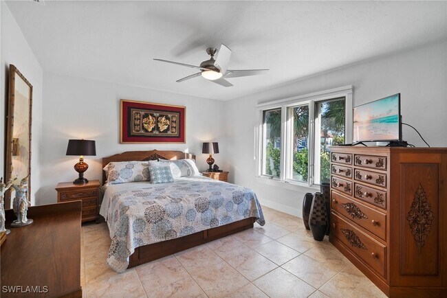 Building Photo - 319 Pirates Bight