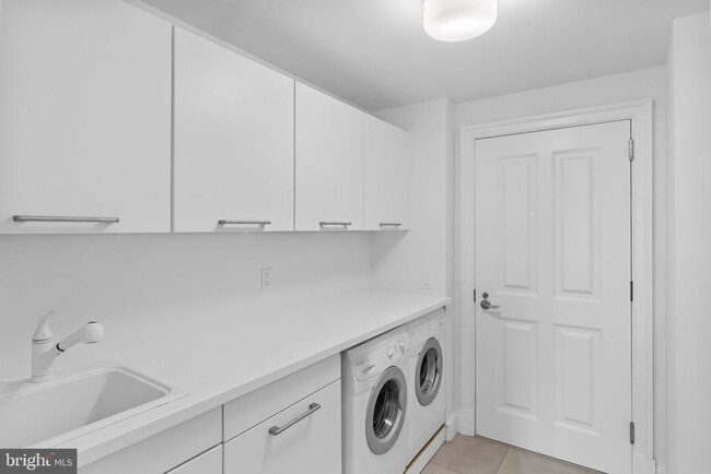 Building Photo - 801 Key Hwy