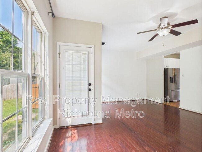 Building Photo - 1213 Magnolia Pointe Blvd