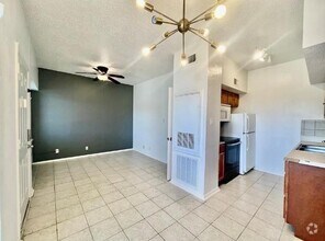 Building Photo - 3316 Guadalupe St