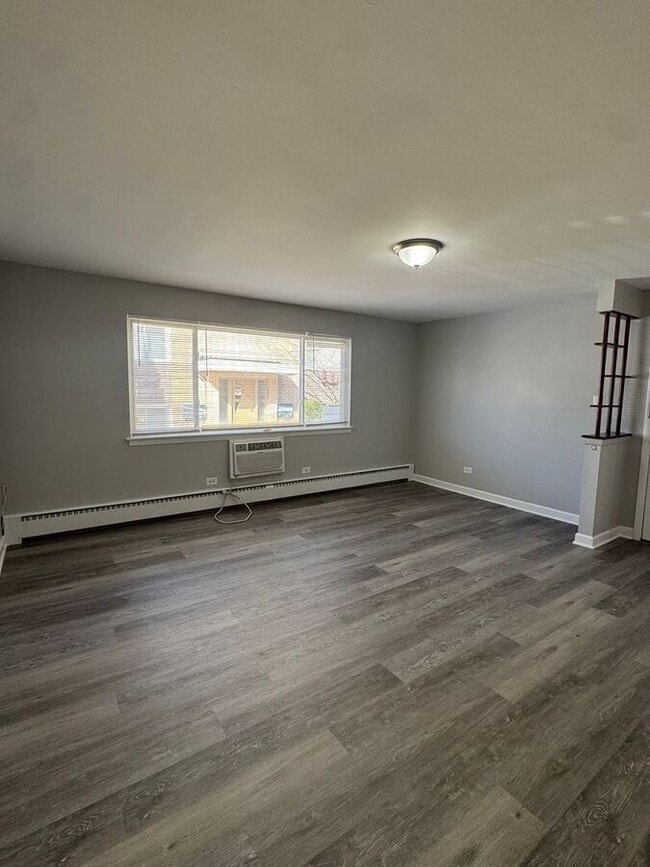 Building Photo - 2151 W 119th St