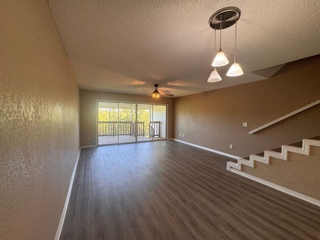 Building Photo - 3BR 3BA Townhome w/ Beach View +  Pool + Updated Kitchen + Balcony/Patio in Hidden Harbour