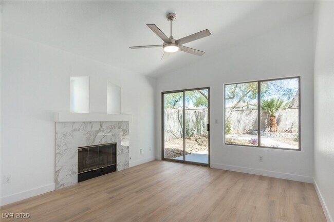 Building Photo - 10482 Clarion River Dr