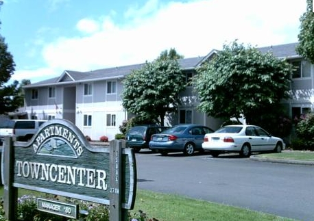 Primary Photo - Town Center Apartments