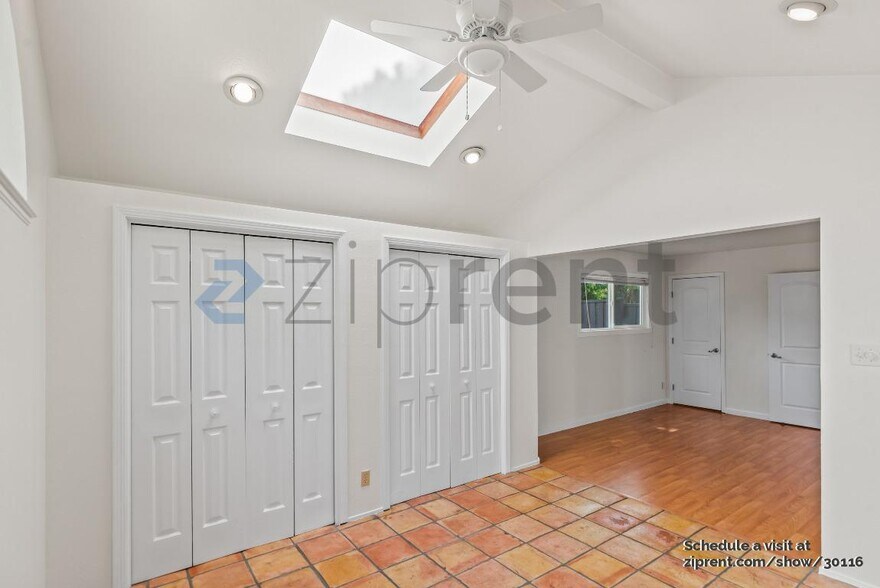 Building Photo - 2257 Goldcrest Cir