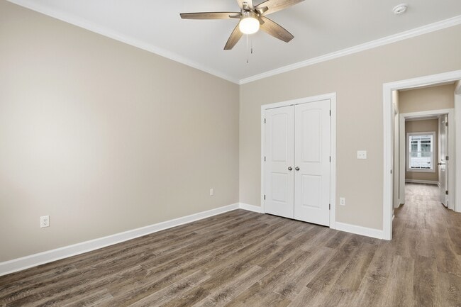 Building Photo - 111 N Mill St