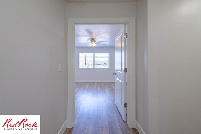 Building Photo - 1005 Tortoise Rock Dr