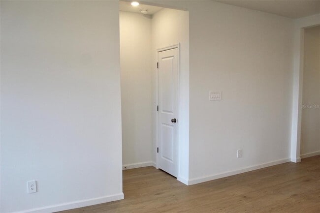 Building Photo - 4359 Vibernum Ave