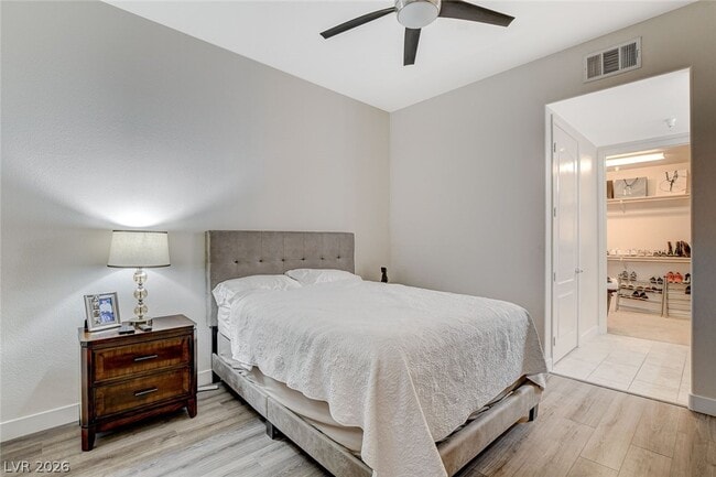 Building Photo - 38 E Serene Ave