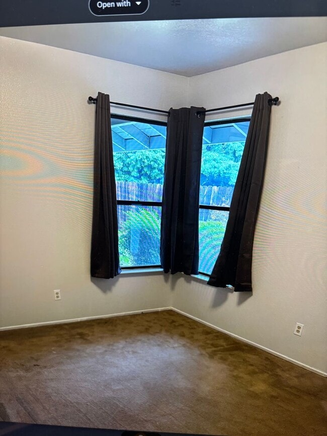 Building Photo - 3B/D 2BA, Duplex AVAILABLE NOW!!