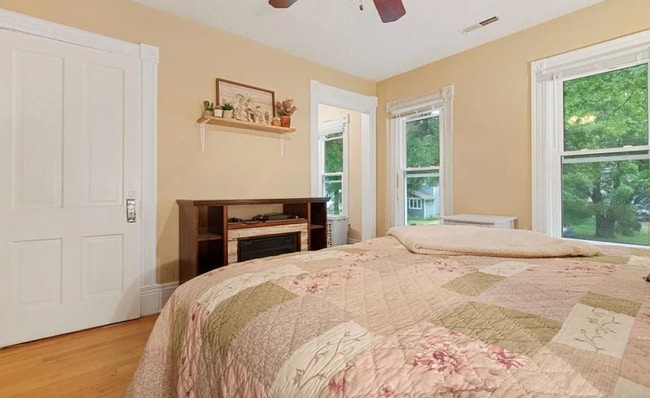 Building Photo - STUNNING Saint Paul Single Family Home - High End Upgrades Throughout