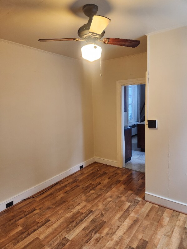 Building Photo - 119 S River St