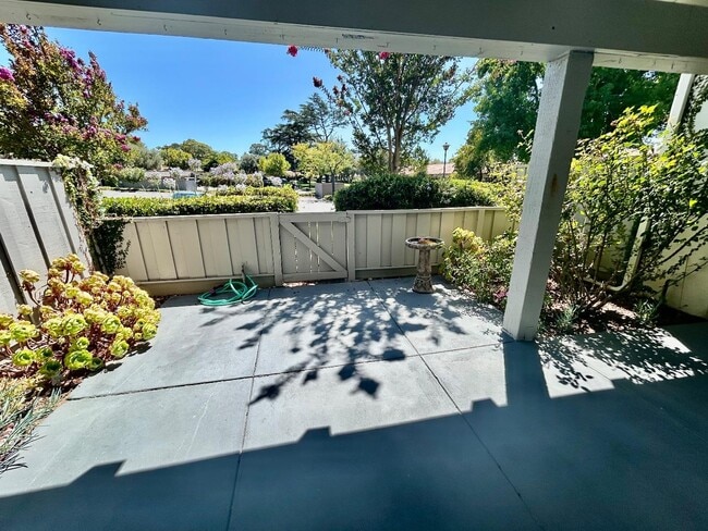 Building Photo - 5138 Cribari Pl