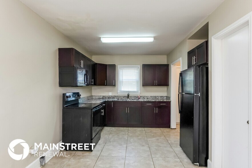 Building Photo - 1130 Mona Dr