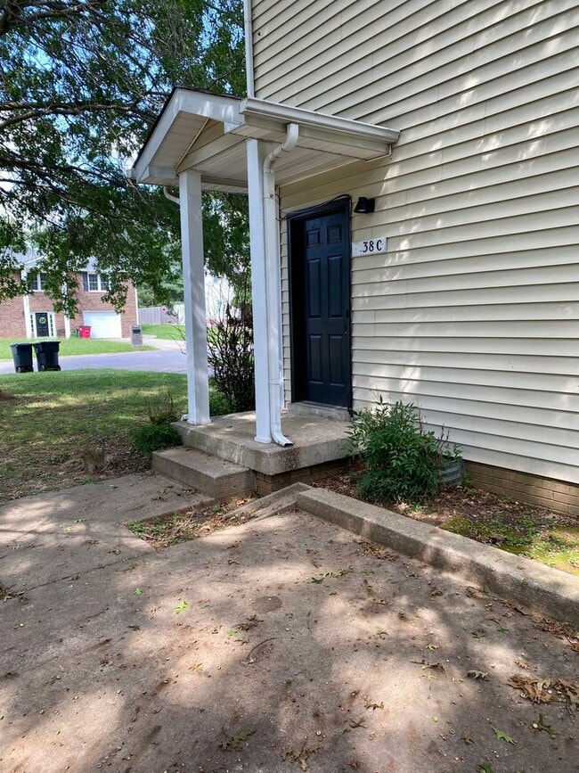 Building Photo - Townhome for Rent!!