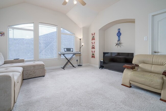 Building Photo - 6515 Costa Sienna Ln