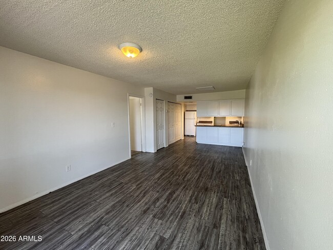 Building Photo - 3034 E Cicero St