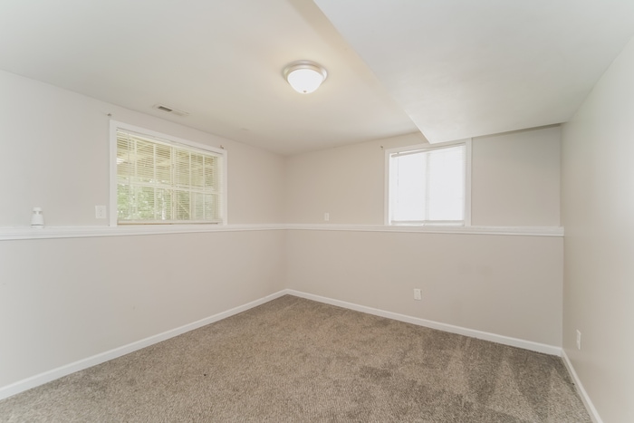 Building Photo - 8114 Bald Ridge Dr