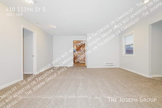 Building Photo - 410 113th St S
