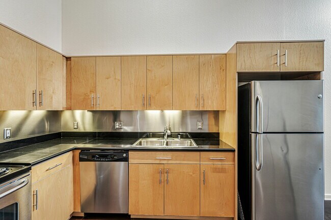 Building Photo - 175 Bluxome St