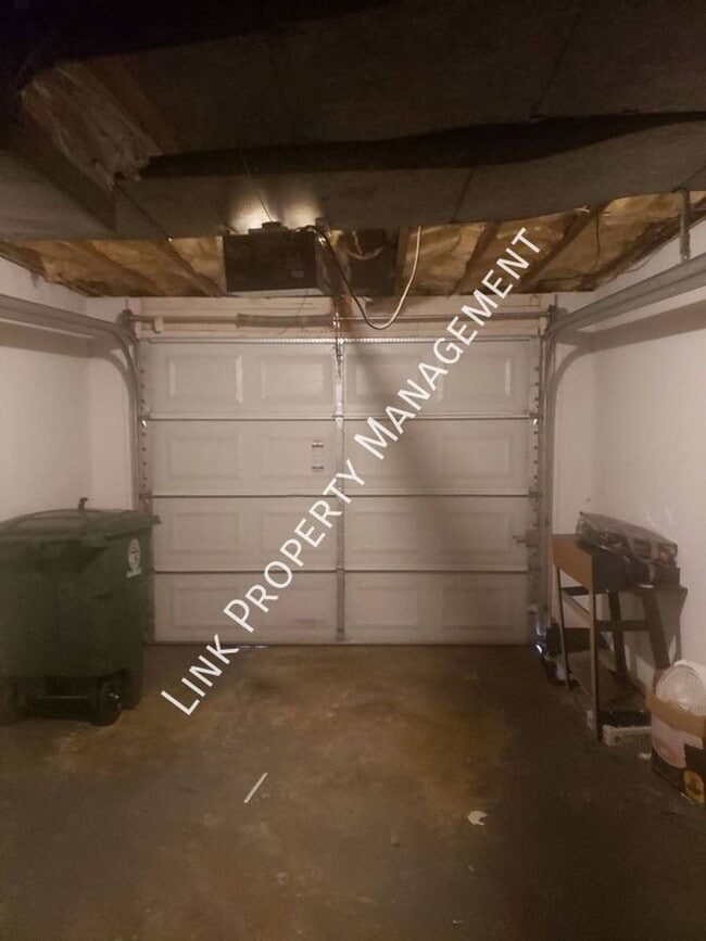 Building Photo - 7183 Holland Ln