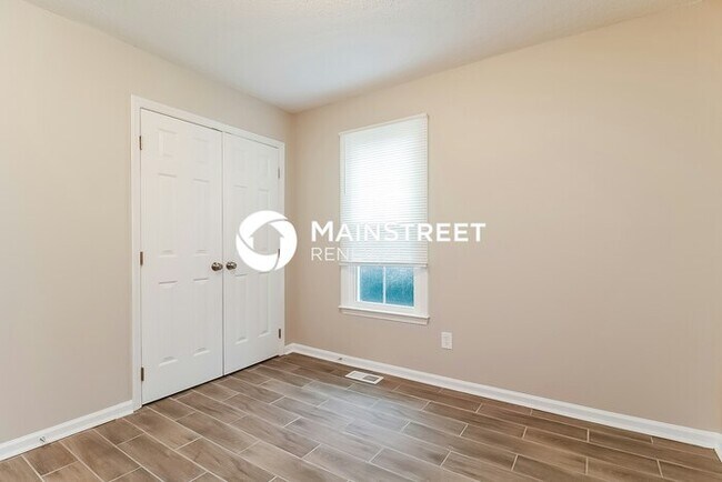 Building Photo - 3 Bedroom Pet-Friendly Home in CLAYTON, NC with Main Street Renewal