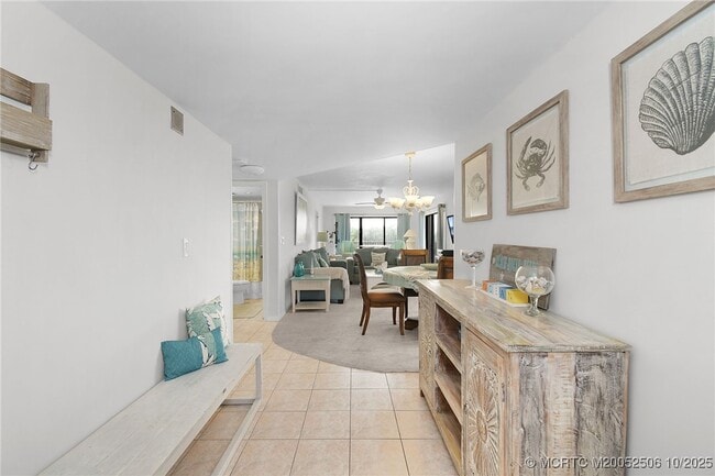 Building Photo - 10044 S Ocean Dr