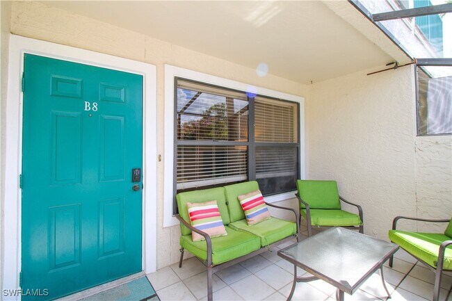 Building Photo - 60 Emerald Woods Dr