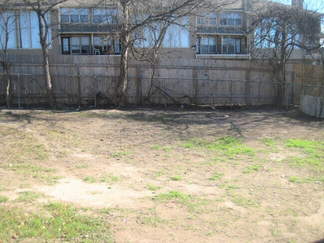 Building Photo - 12321 Patron Dr