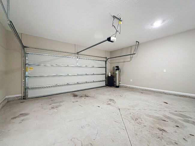 Building Photo - 9504 Lovage Ln