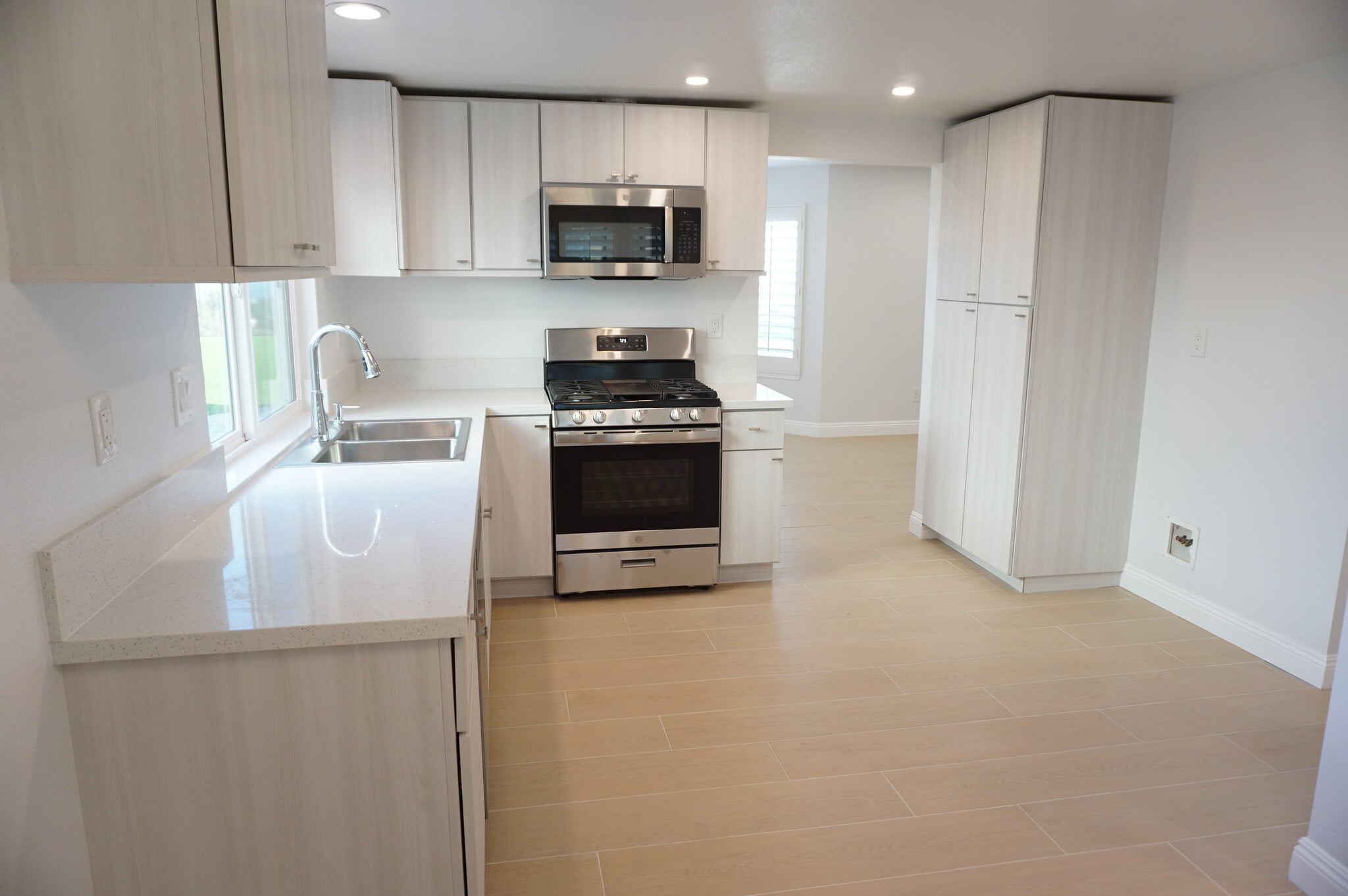 Building Photo - 12036 Shadow Ridge Way