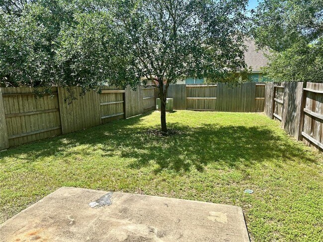 Building Photo - 24514 Folkstone Cir