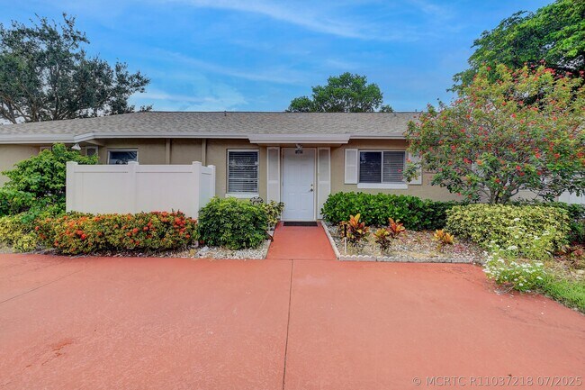 Building Photo - 18756 Schooner Dr