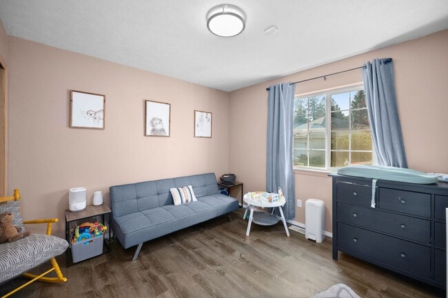 Building Photo - Spacious Latah Valley Home - Gated Community