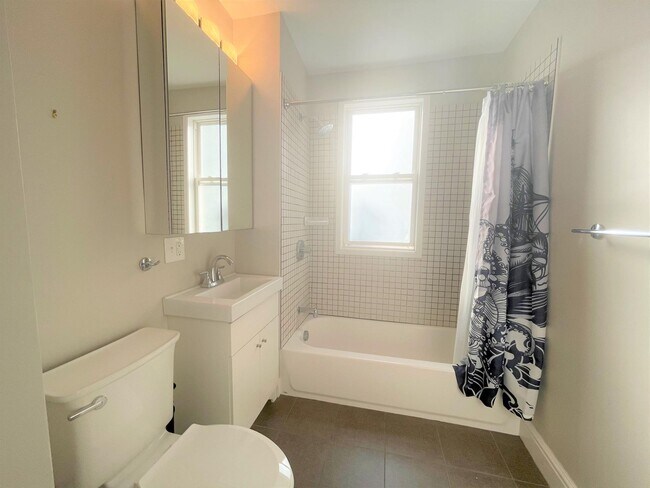 Building Photo - 20 Marie Ave