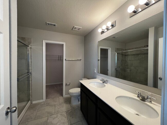 Building Photo - Elegant home in Davis Ranch- 4 Bedroom/ 3 Bathroom