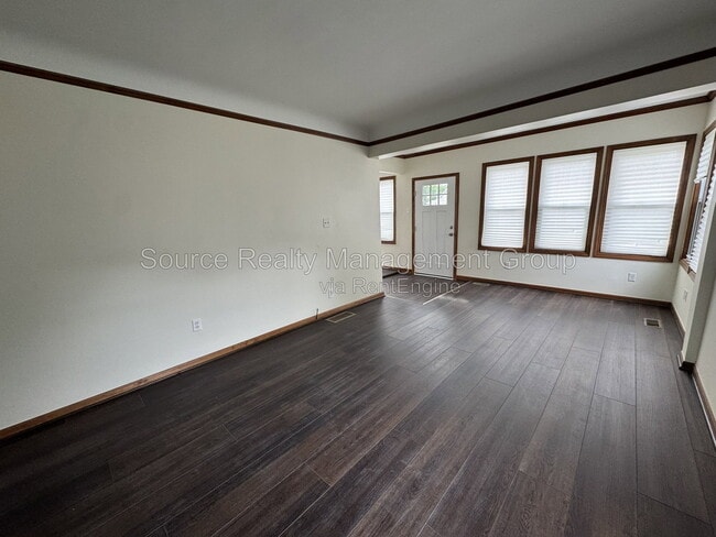 Building Photo - 2451 10th St