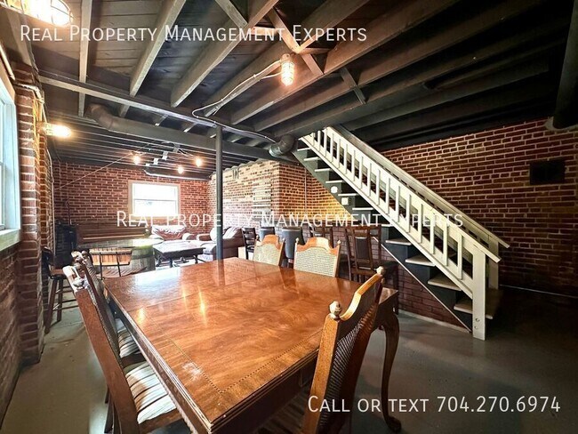 Building Photo - 4429 Firwood Ln